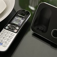 PANASONIC KX-TG 6812 bežični SMS